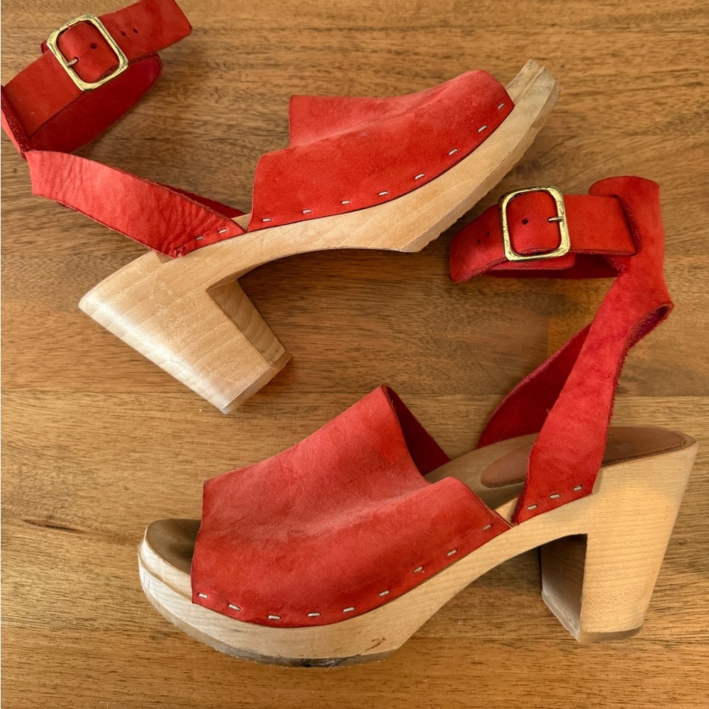 Bryr Simone Clog in Tomato — Sz 37